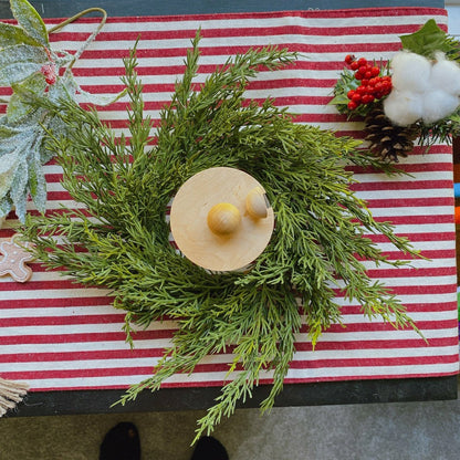 Plow & Hearth Mini Cedar Christmas Wreath