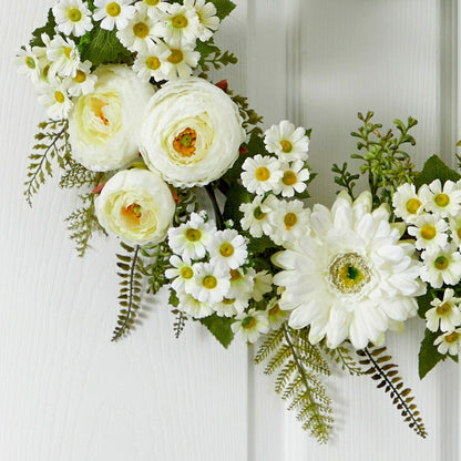 Plow & Hearth 24” Mixed Daisy’s and Ranunculus Wreath