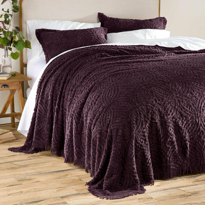 Plow & Hearth Full Wedding Ring Tufted Chenille Bedspread