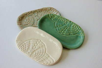Plow & Hearth Ceramic Soap Dish