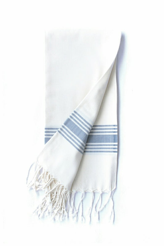 Plow & Hearth Symi Towel - White