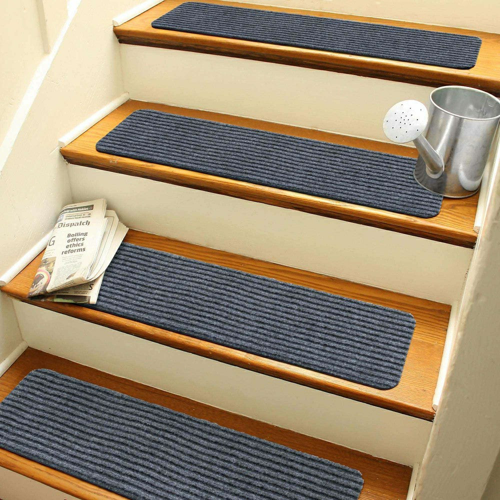 Plow & Hearth Basic Stair Tread Rugs, Light Gray