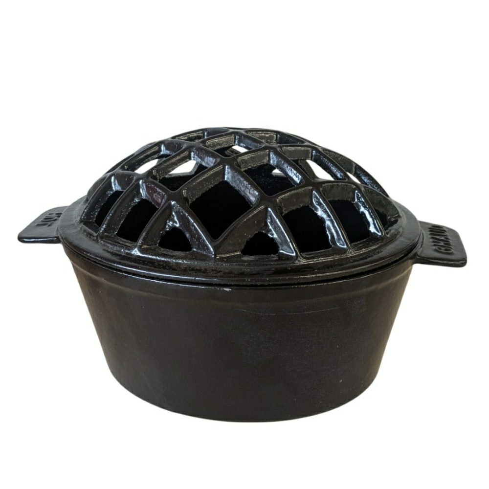 Plow & Hearth 2.5 QT. Cast Iron Lattice Wood Stove Steamer