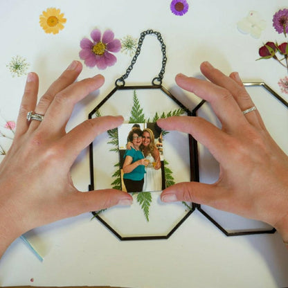 Plow & Hearth Framed Pressed Flowers Kit