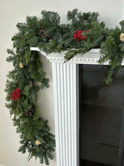 Plow & Hearth Noble Fir and Red Berries Fresh Garland, 12'