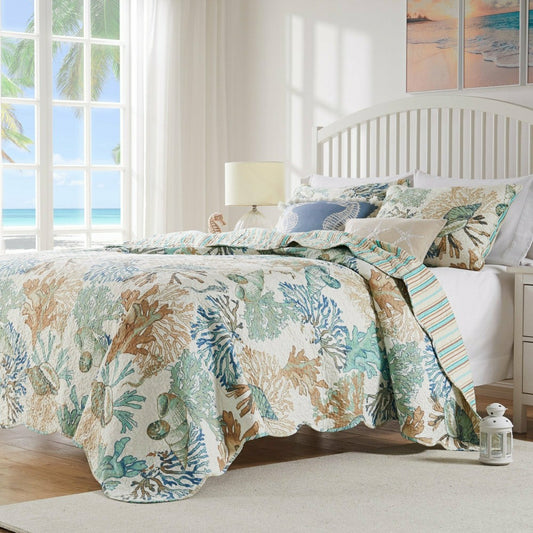 Plow & Hearth Atlantis Jade Reversible Bedding