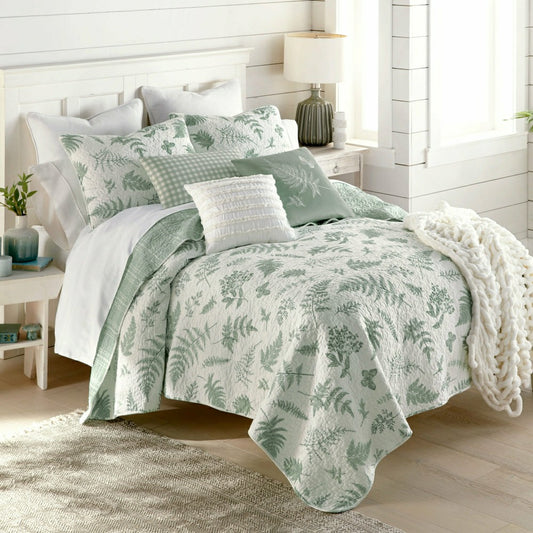 Plow & Hearth Botanical Quilt Set