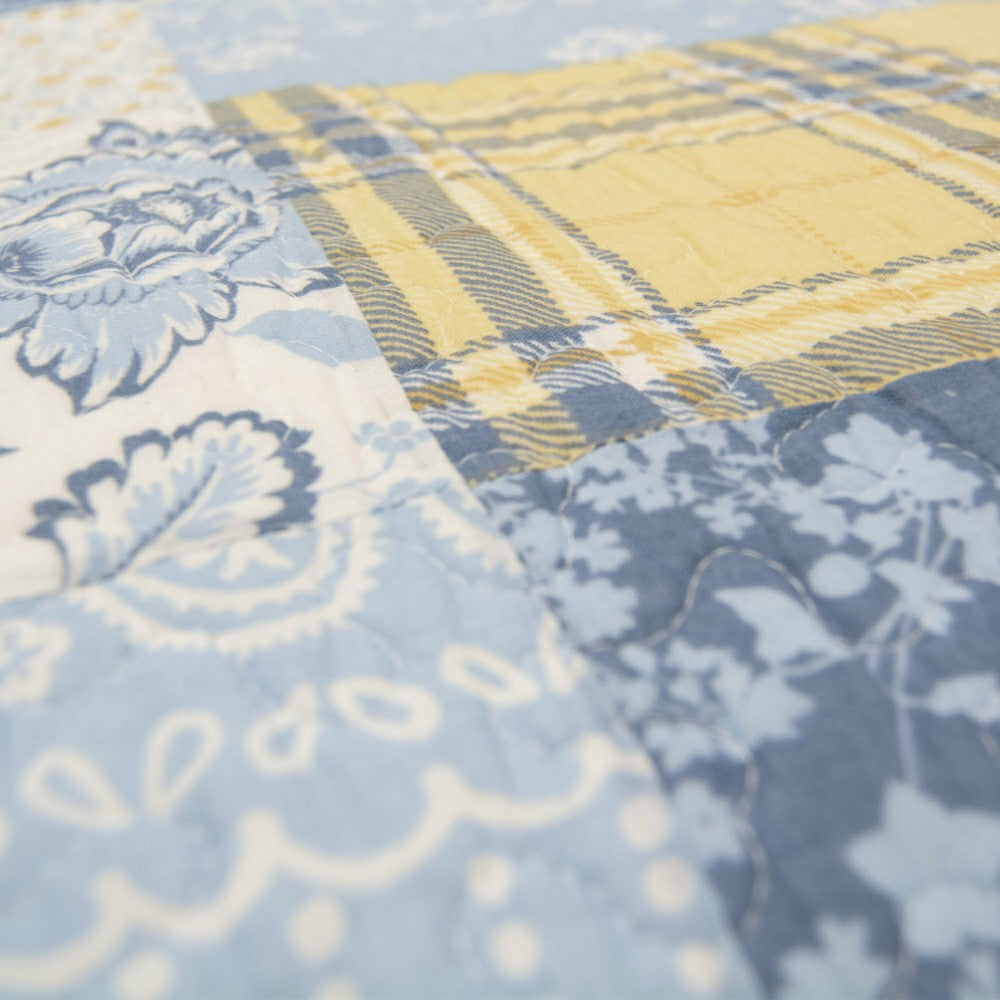 Plow & Hearth Spring Flowers Quilt Set