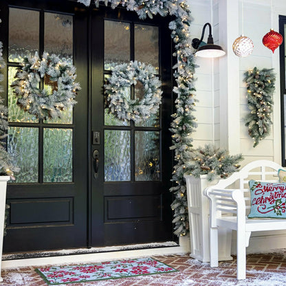 Plow & Hearth Indoor/Outdoor Poinsettia Hooked Polypropylene Accent Rug 24"X42"