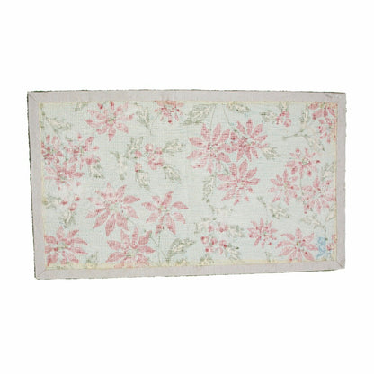 Plow & Hearth Indoor/Outdoor Poinsettia Hooked Polypropylene Accent Rug 24"X42"