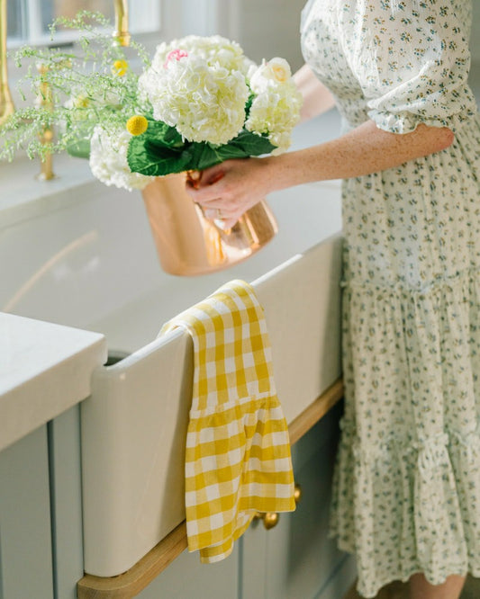 Plow & Hearth Yellow Gingham Ruffled Dish Towel