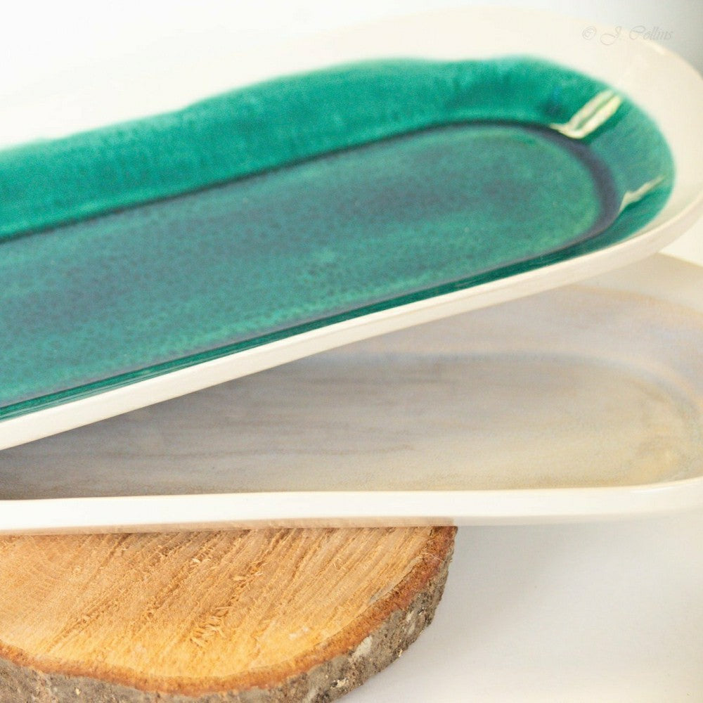 Plow & Hearth Artisan Long Oval Dish