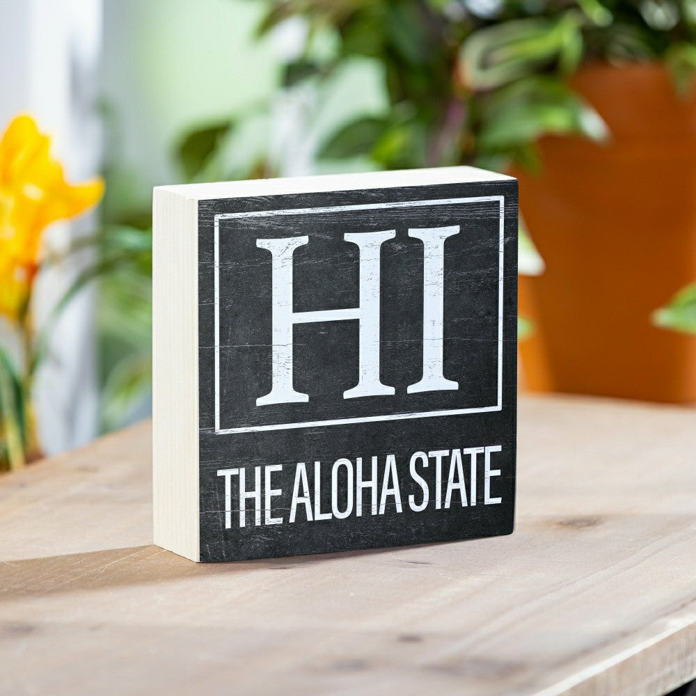 Plow & Hearth State Sign Wood Block Hawaii 6"x6"