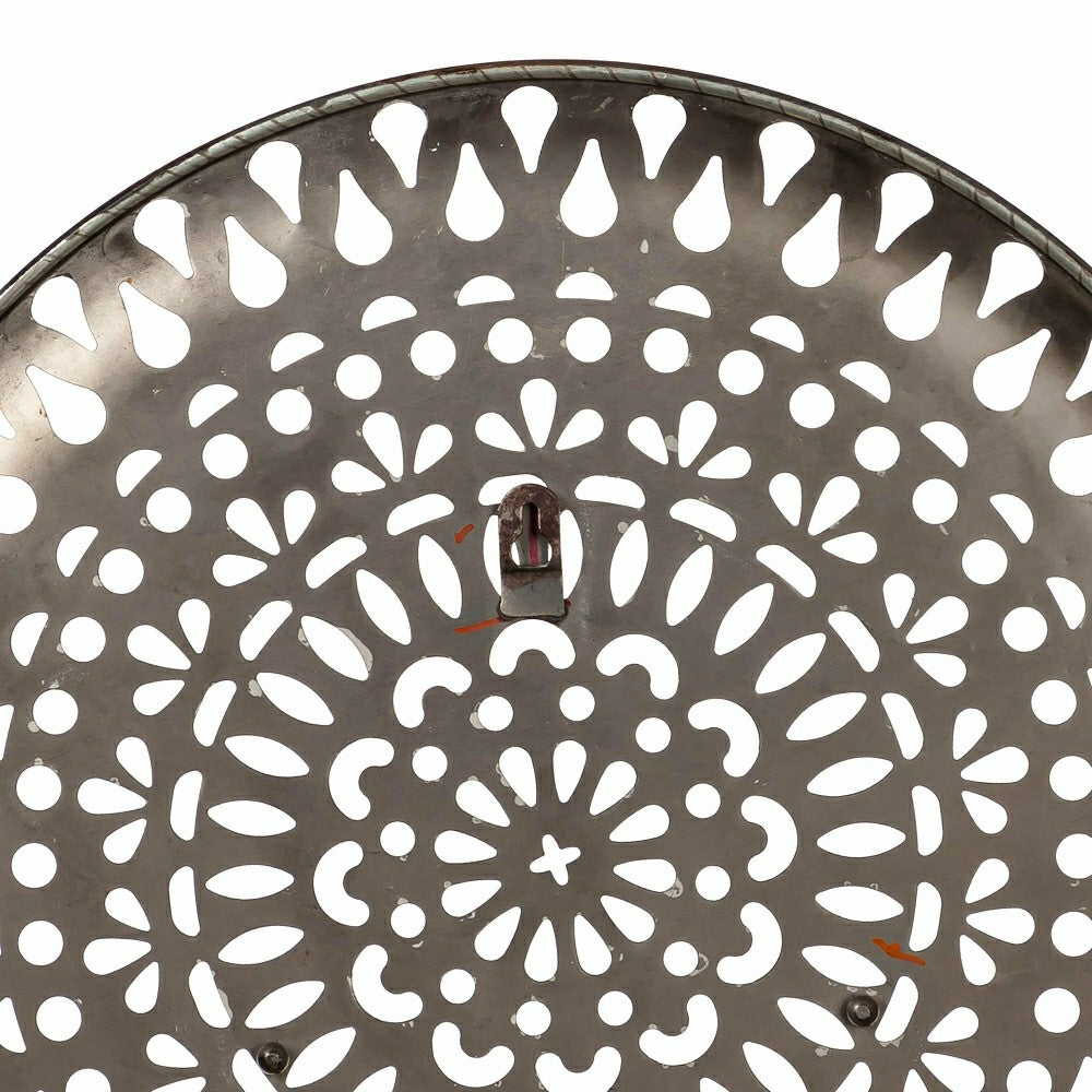 Plow & Hearth Silver Medallion Wall Décor, Set of 2