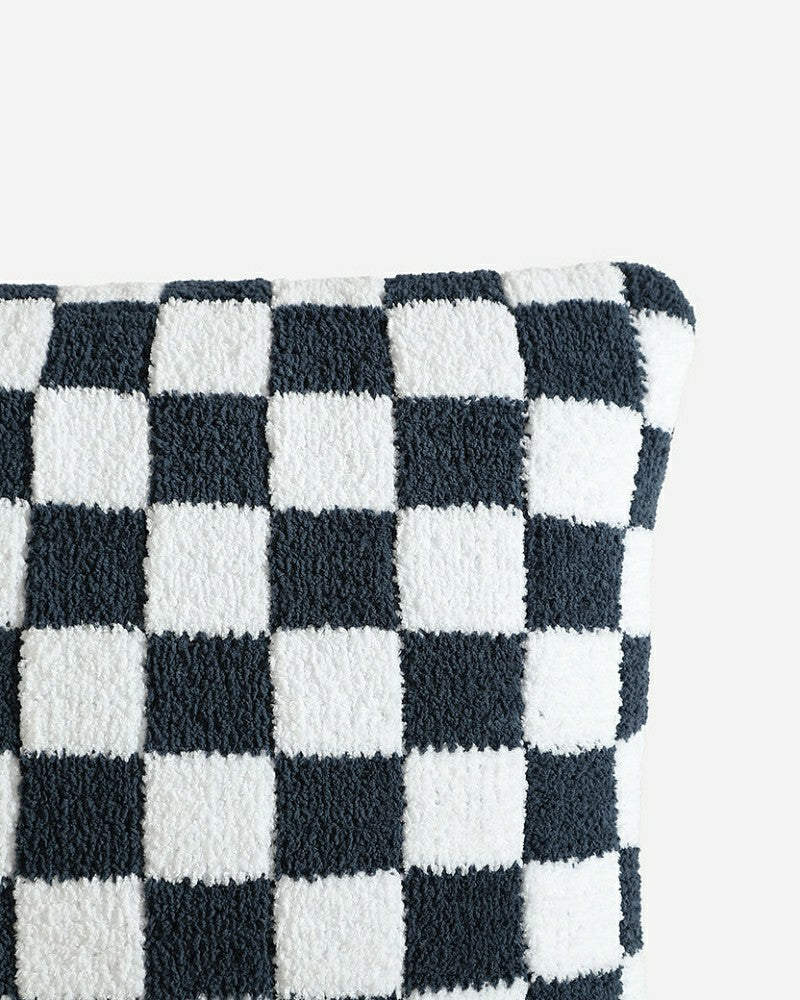 Plow & Hearth Checkerboard Throw Pillow