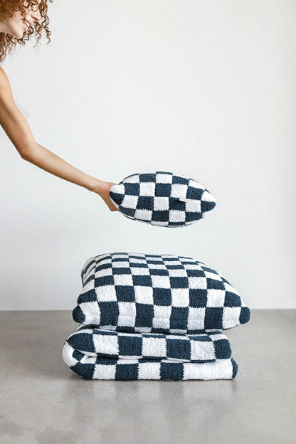 Plow & Hearth Checkerboard Throw Pillow