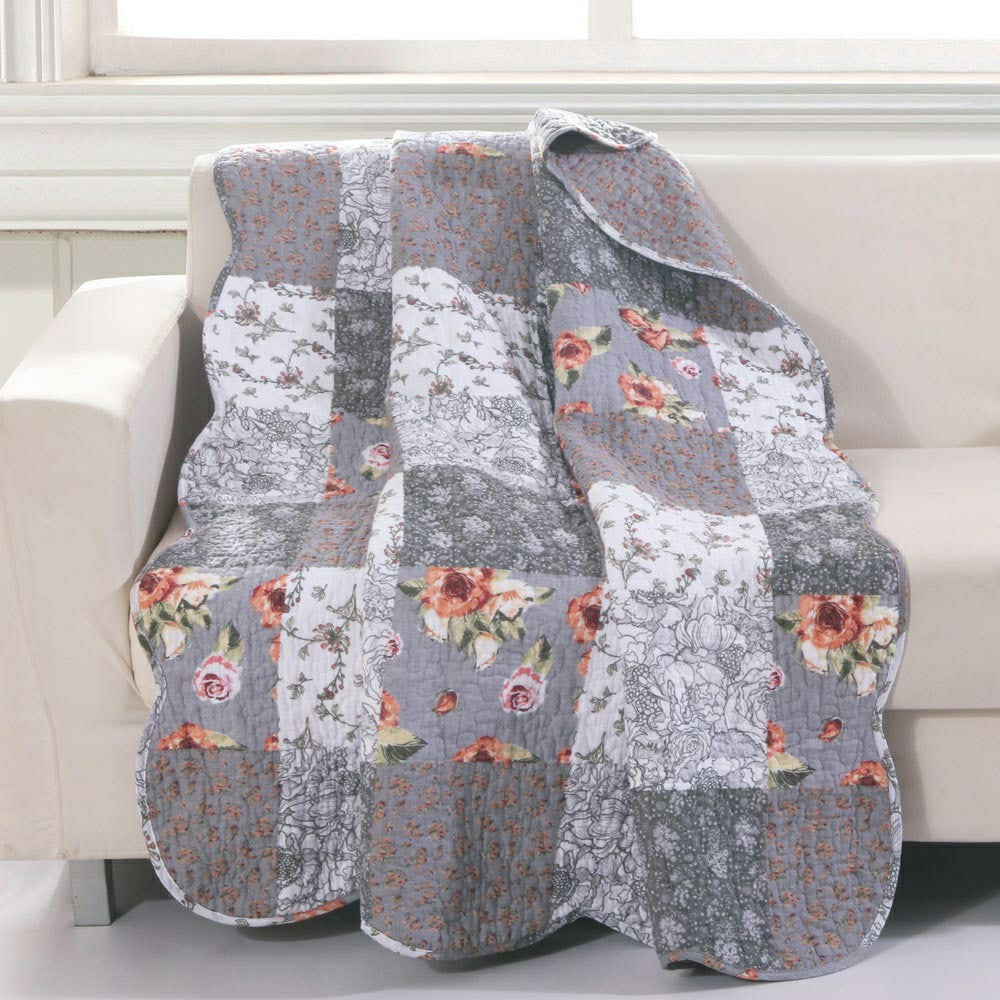 Plow & Hearth Giulia Reversible Bedding