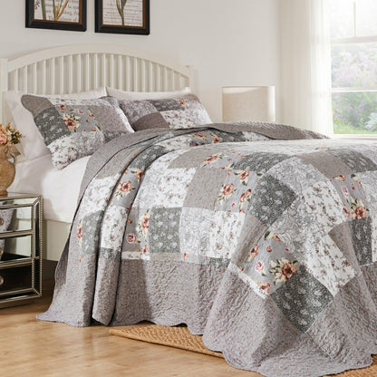Plow & Hearth Giulia Reversible Bedding
