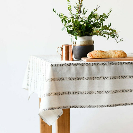 Plow & Hearth Walnut Leaf Tablecloth
